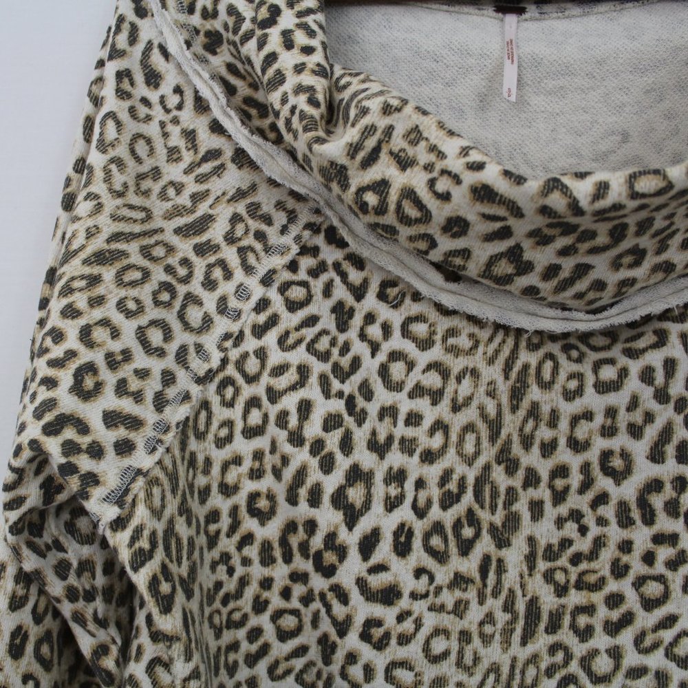 Free People Leopard/ Cheetah Print Cowl Neck Top - Picture 4 of 16